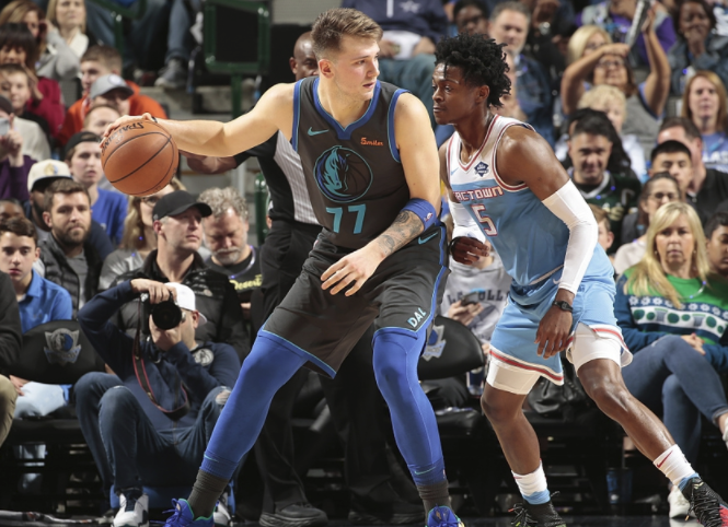 韩旭落泪：限制对手三分球和冲抢篮板球不力是输球主因 还会争取海外联赛打球机会